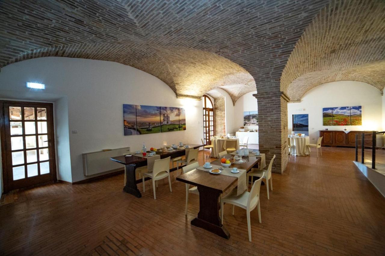 Il Monastero Di Bevagna Bed & Breakfast Екстериор снимка